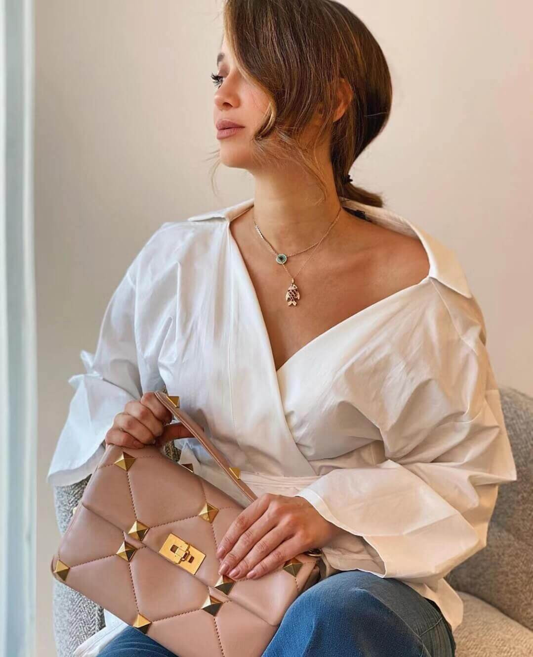 Valentino Large Roman Stud The Shoulder Bag In Nappa With Chain 1189L