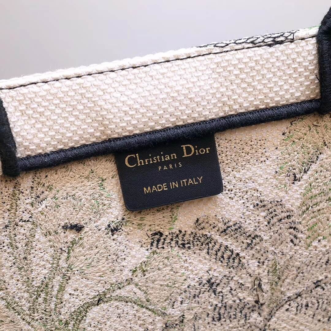 Christian Dior Book Tote Bag In Embroidered Canvas M1286