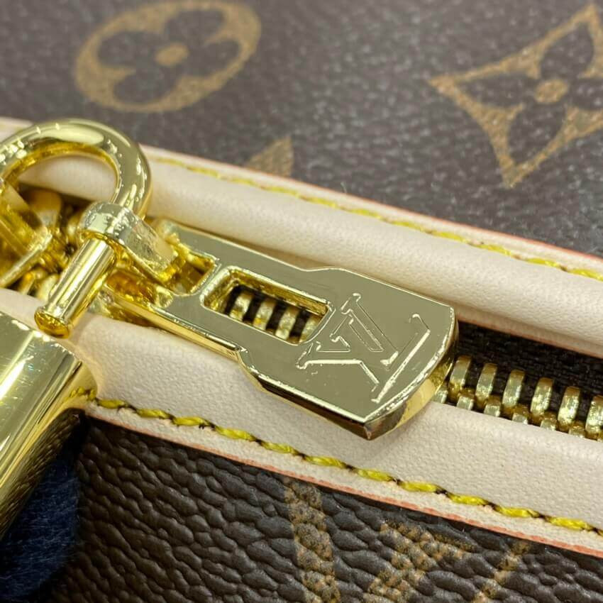 Louis Vuitton Monogram Canvas Dog Carrier 50 M42021