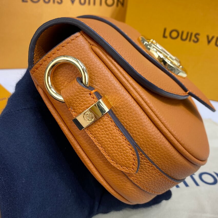 Louis Vuitton LV Pont 9 Soft PM M58729 Golden Siena