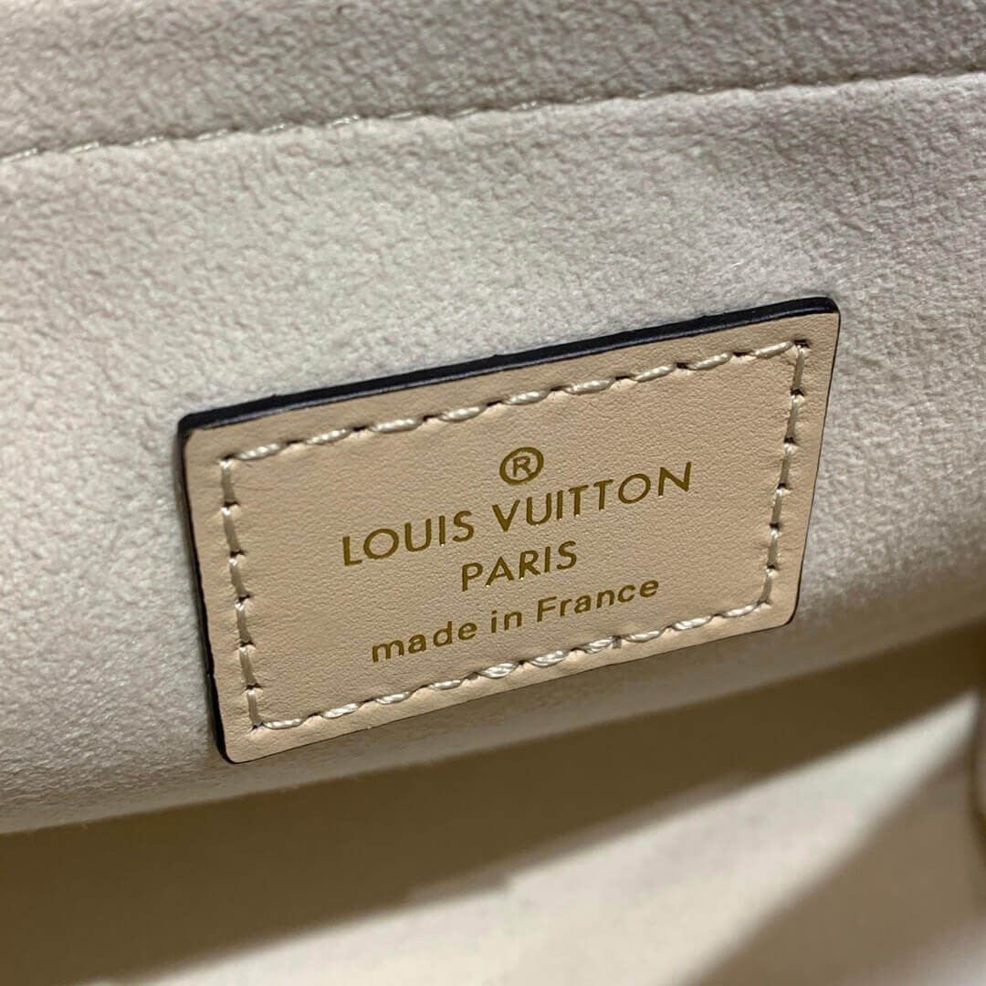 Louis Vuitton Monogram Leather Locky BB M45155