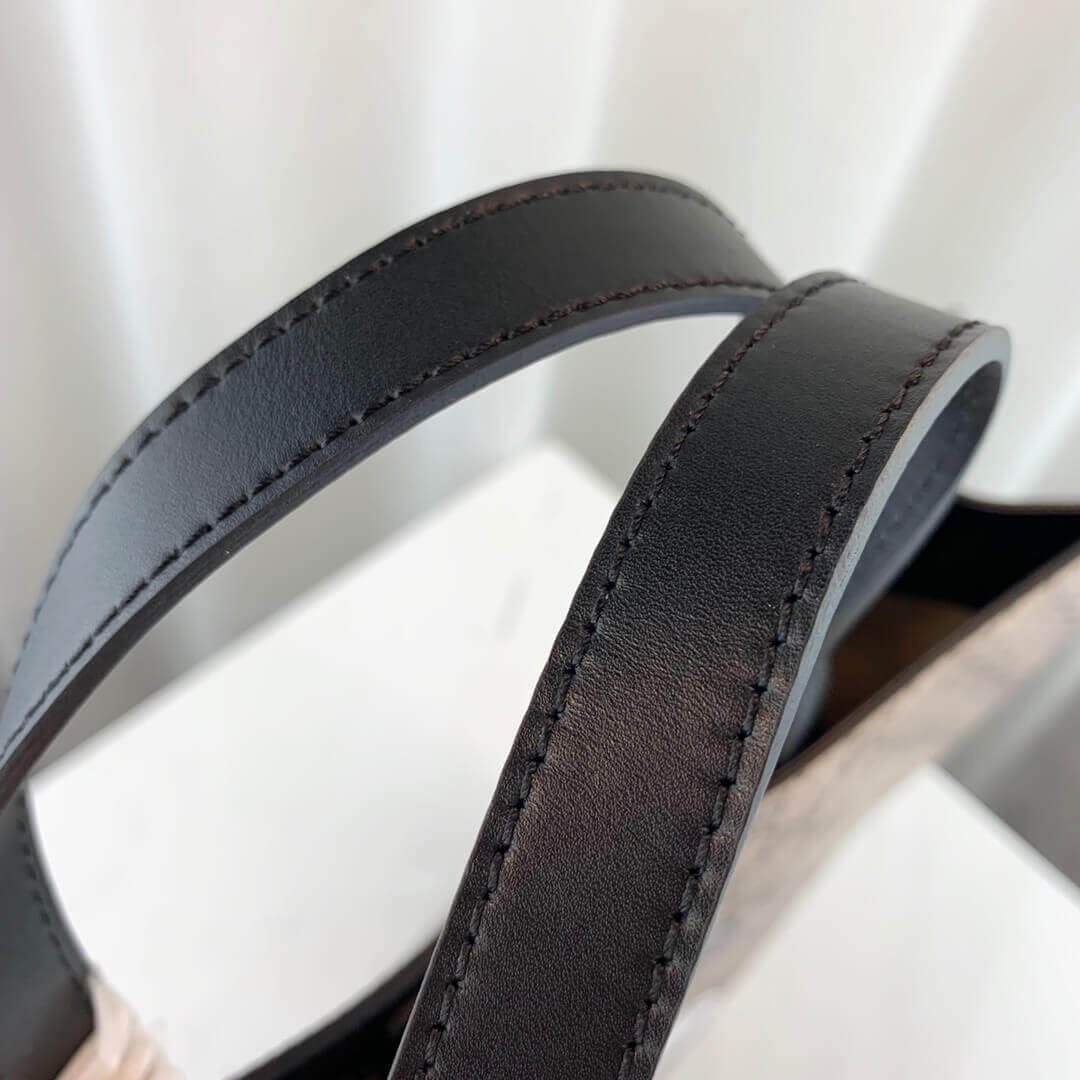 Gucci Bee Print GG Supreme Tote 450850