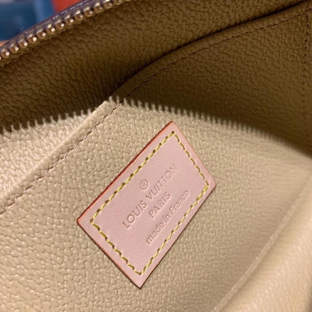 Louis Vuitton Monogram Canvas Cosmetic Pouch M47515