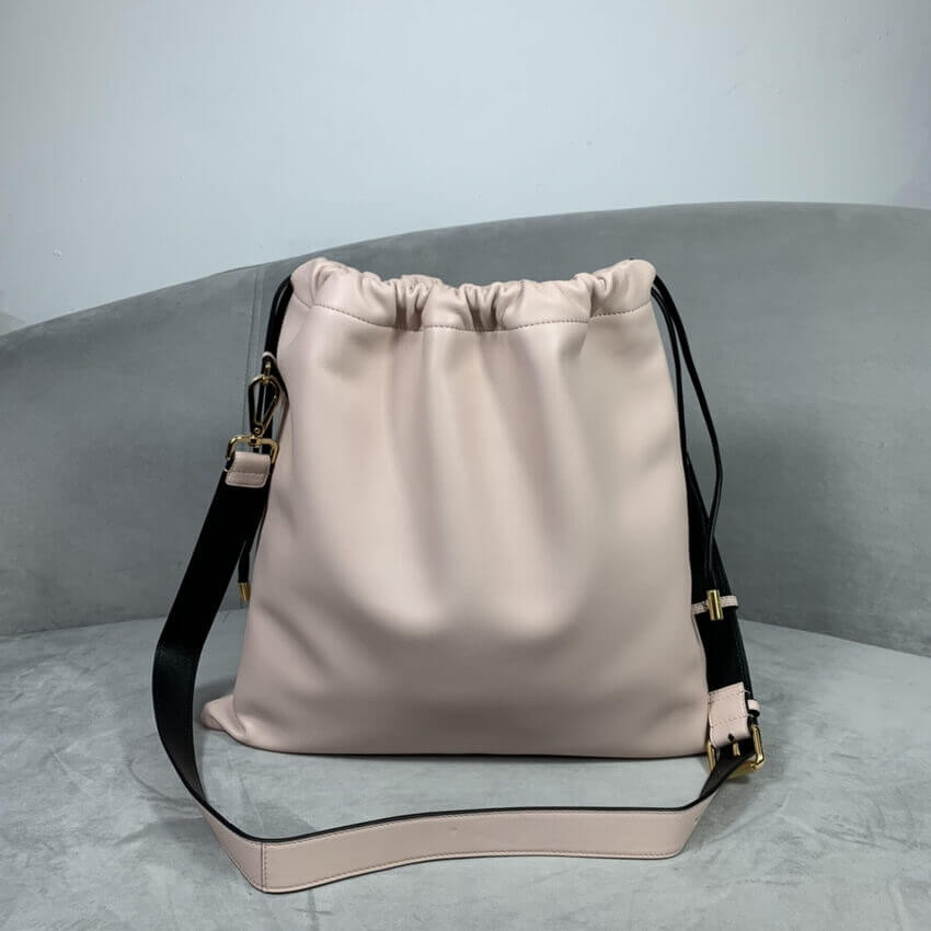 Fendi Pack Medium Pouch 88N336