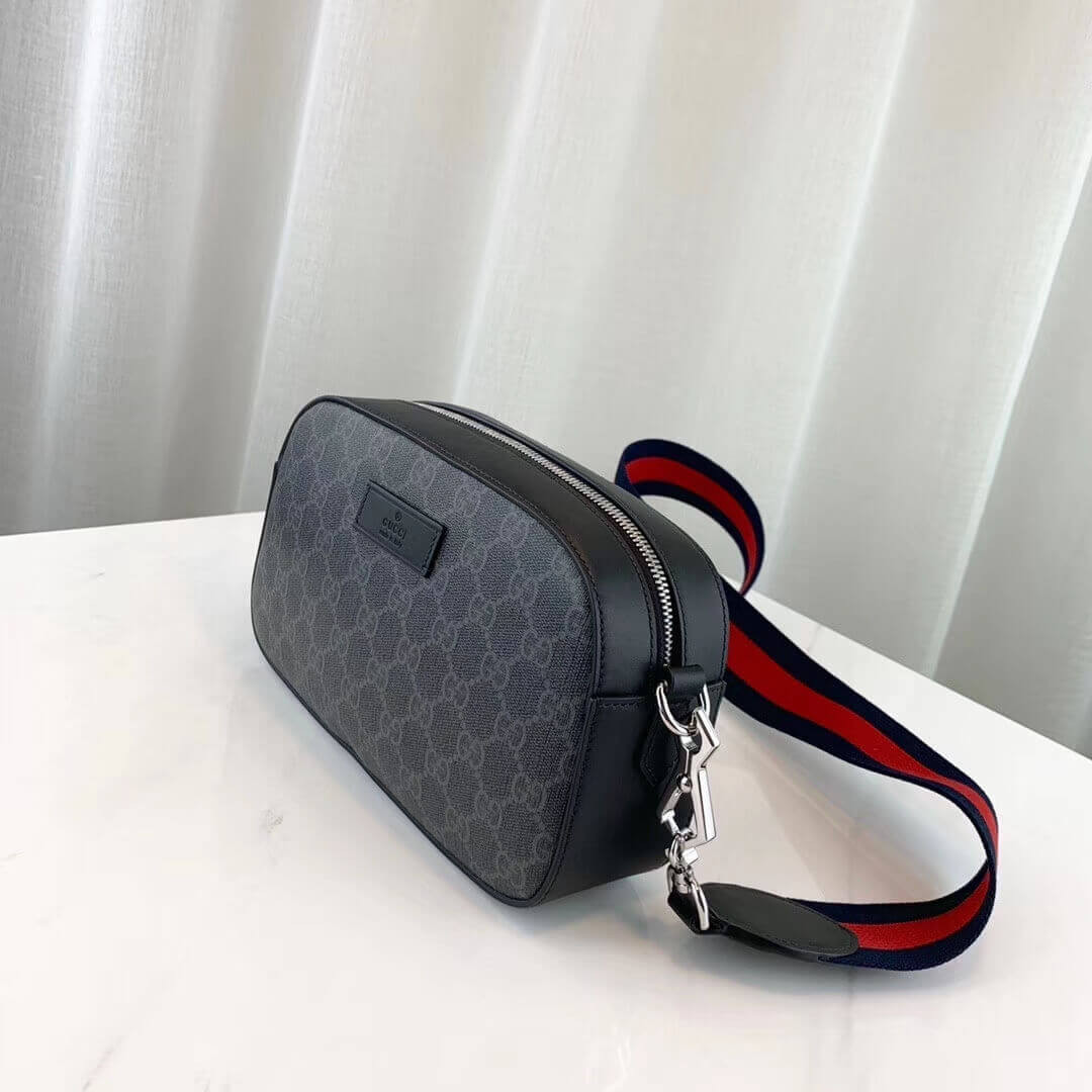 Gucci GG Supreme Messenger Bag 574886