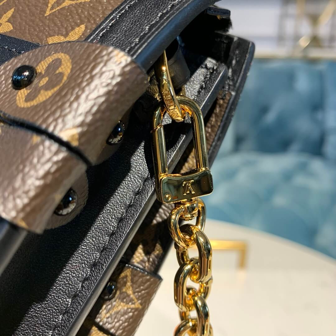 Louis Vuitton Trunk Clutch M43596