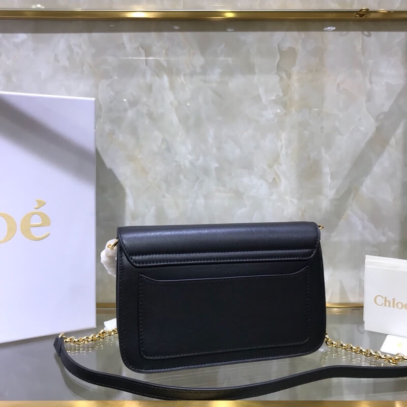 Chloe C Clutch With Chain S1159