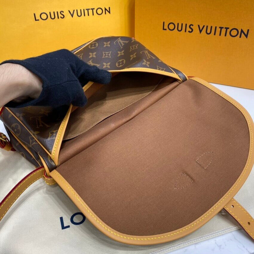 Louis Vuitton Monogram Canvas Saumur MM M42256