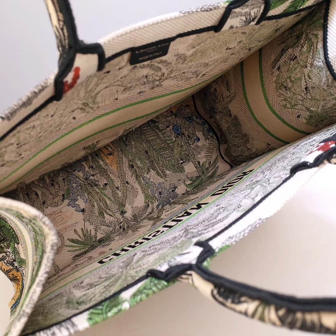 Christian Dior Book Tote Bag In Embroidered Canvas M1286