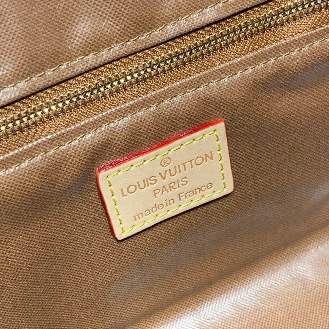 Louis Vuitton Monogram Canvas King Size Toiletry Bag M47528