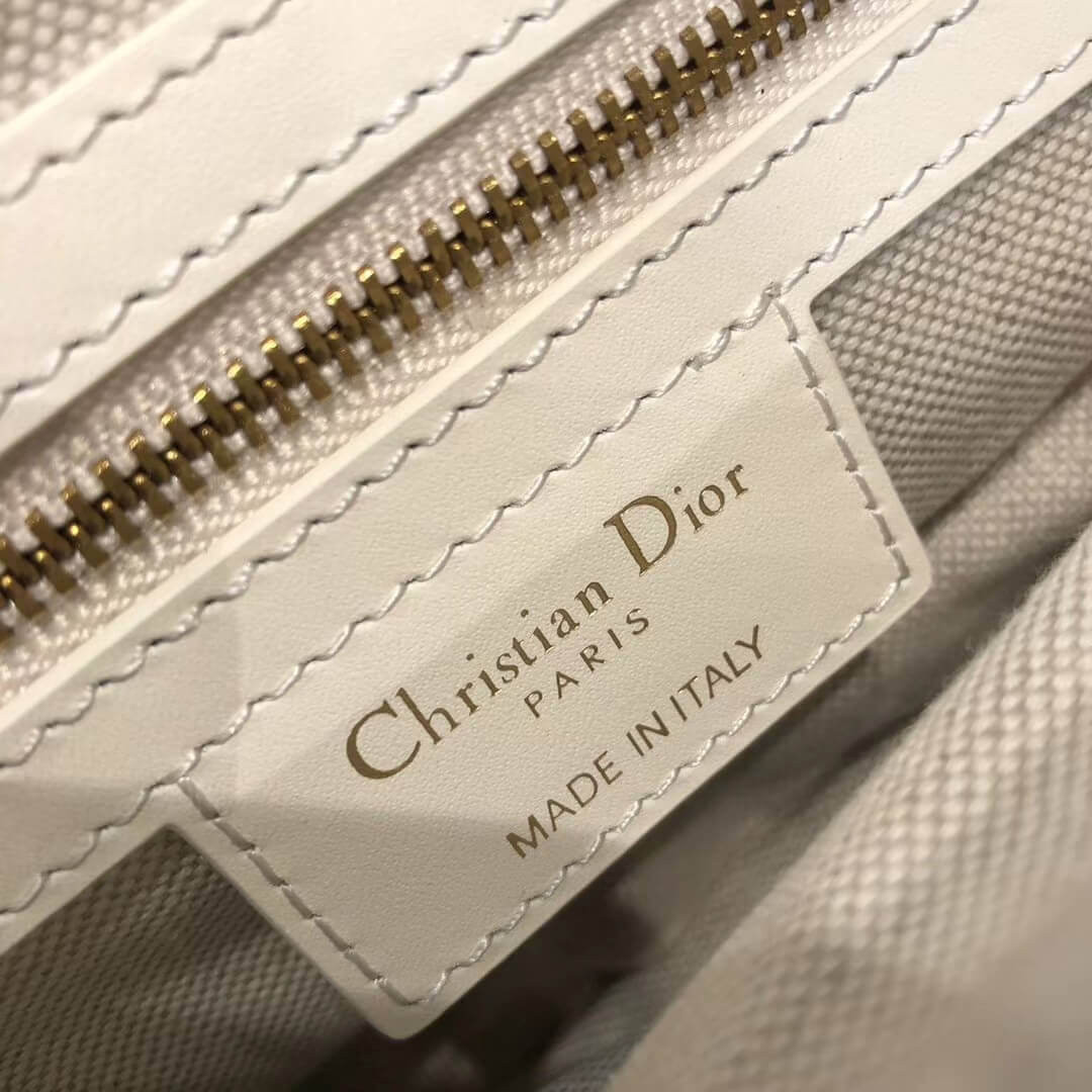 Christian Dior Saddle Bag Ecru Ultramatte Calfskin M0446