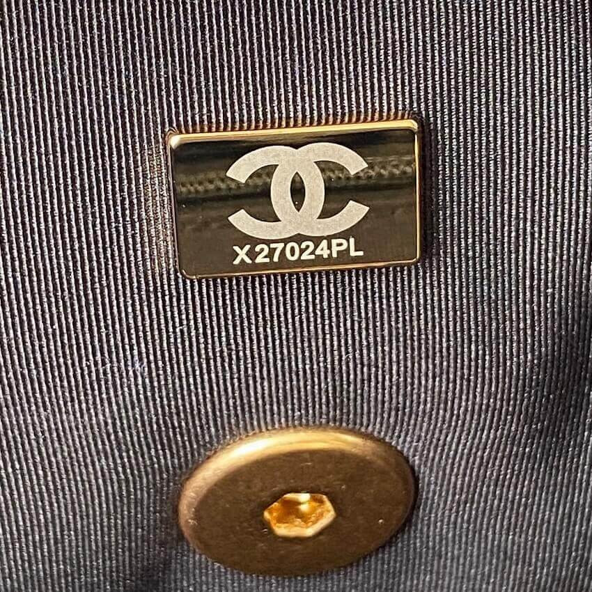 Chanel 19 Flap Bag Black AS1160 B03215