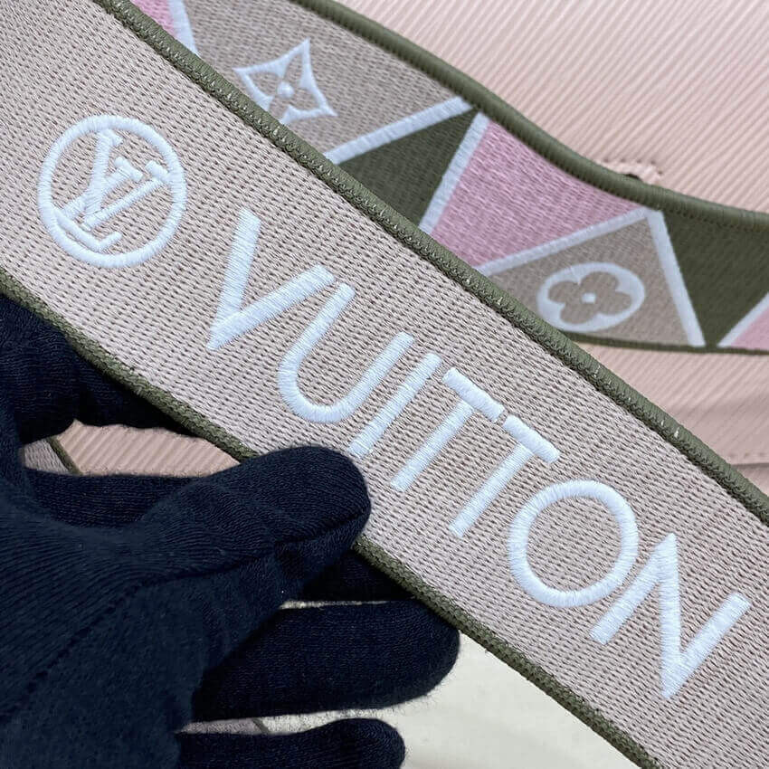 Louis Vuitton Epi Leather Twist MM M59028 Pink