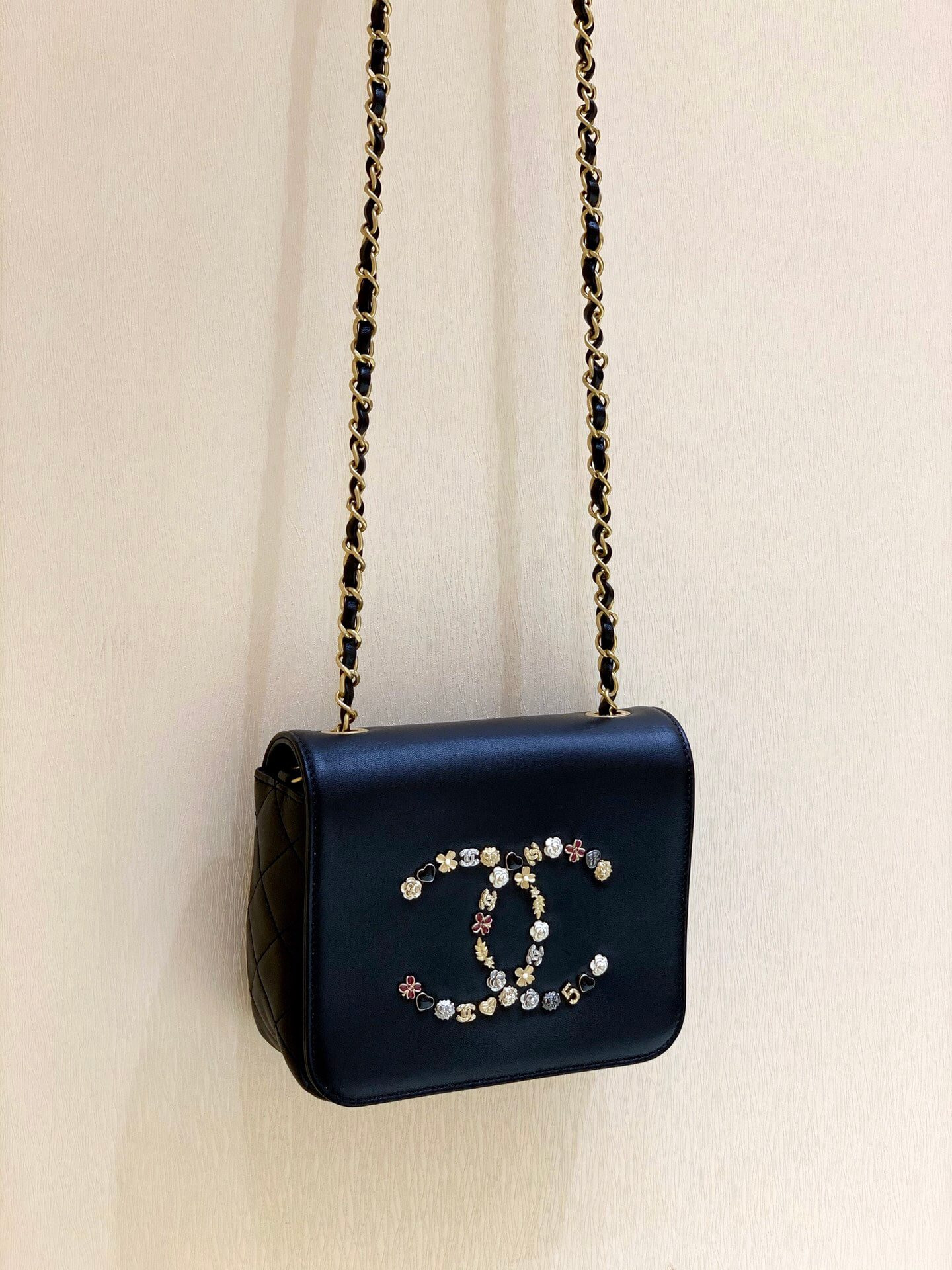 Chanel Studded CC Detail Flap Bag AS1181