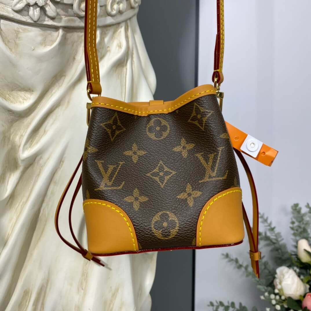 Louis Vuitton Noe Purse M57099