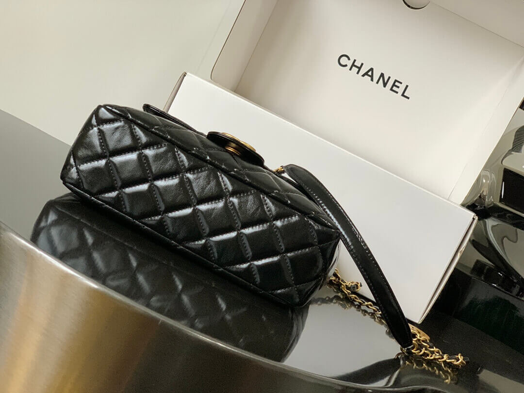 Chanel Hobo Bag in Shiny Crumpled Calfskin AS3690
