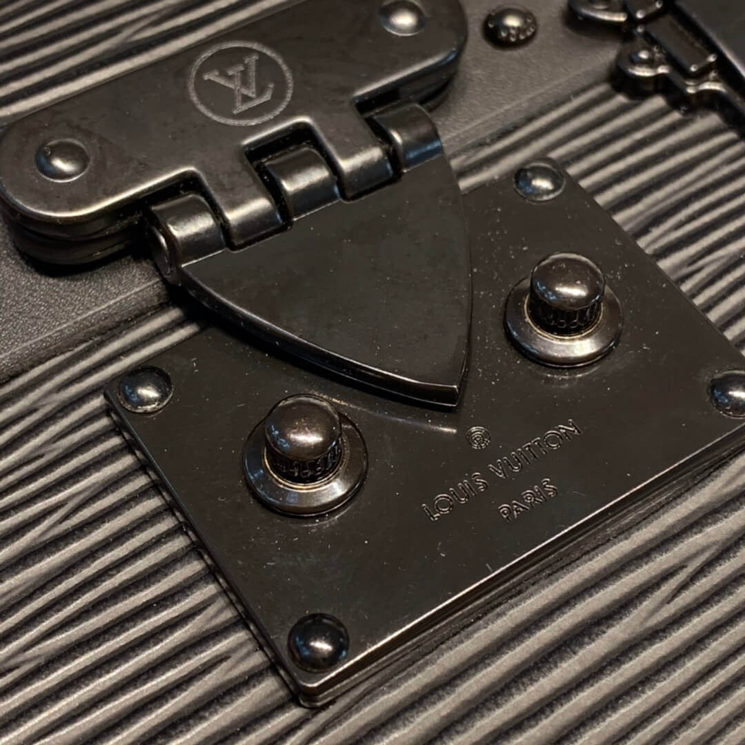 Louis Vuitton Petite Malle M55859