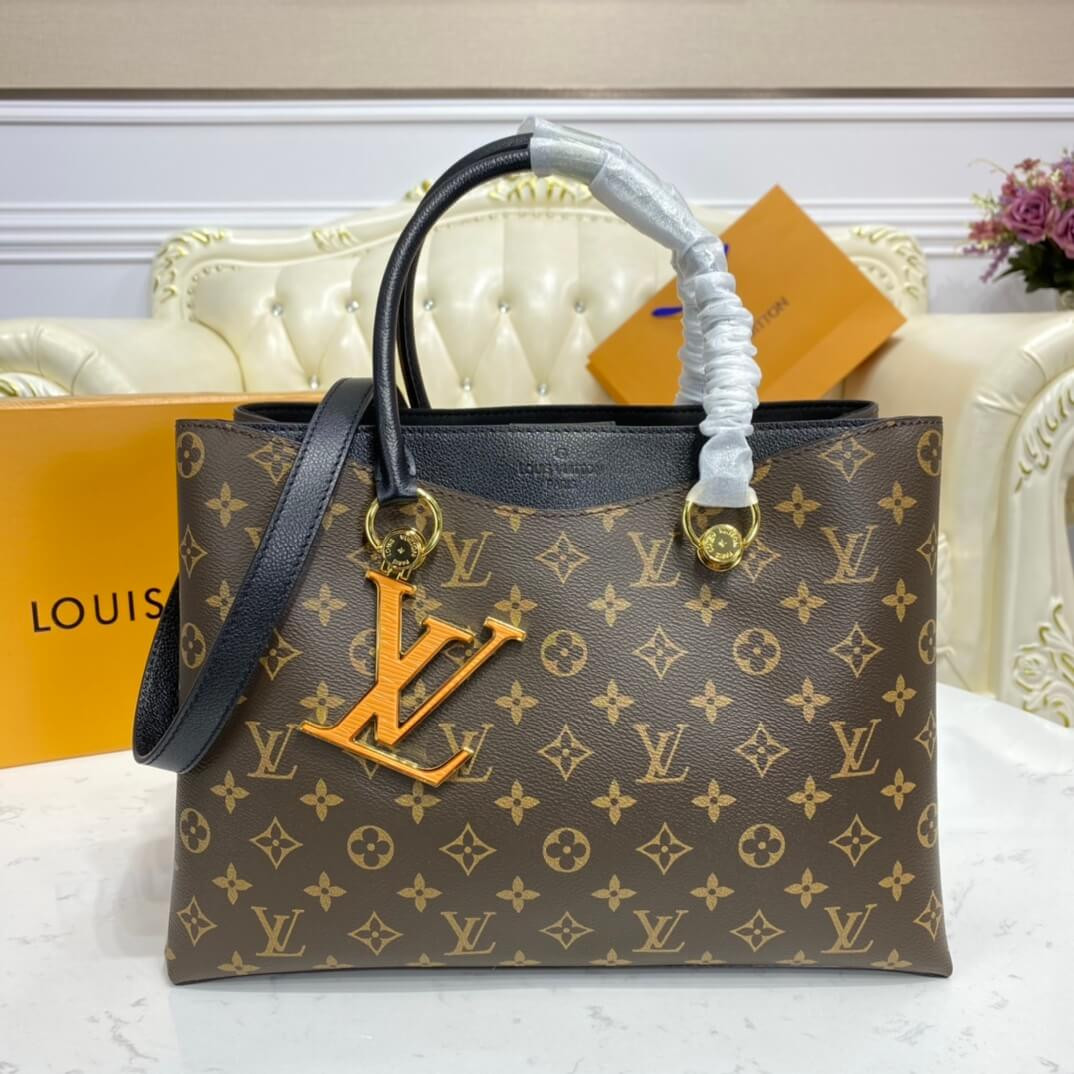 Louis Vuitton Monogram Canvas LV Riverside M40135