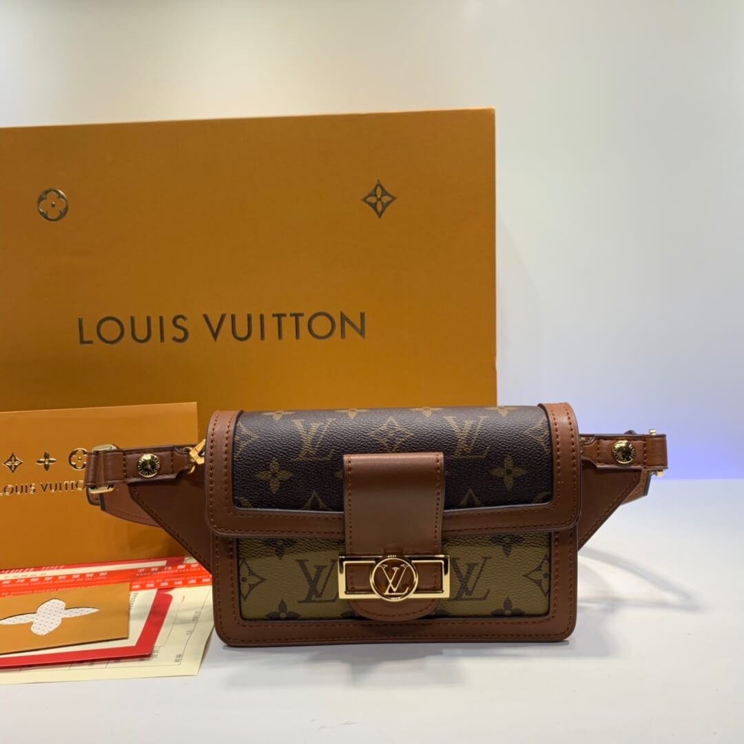 Louis Vuitton Bumbag Dauphine M44586