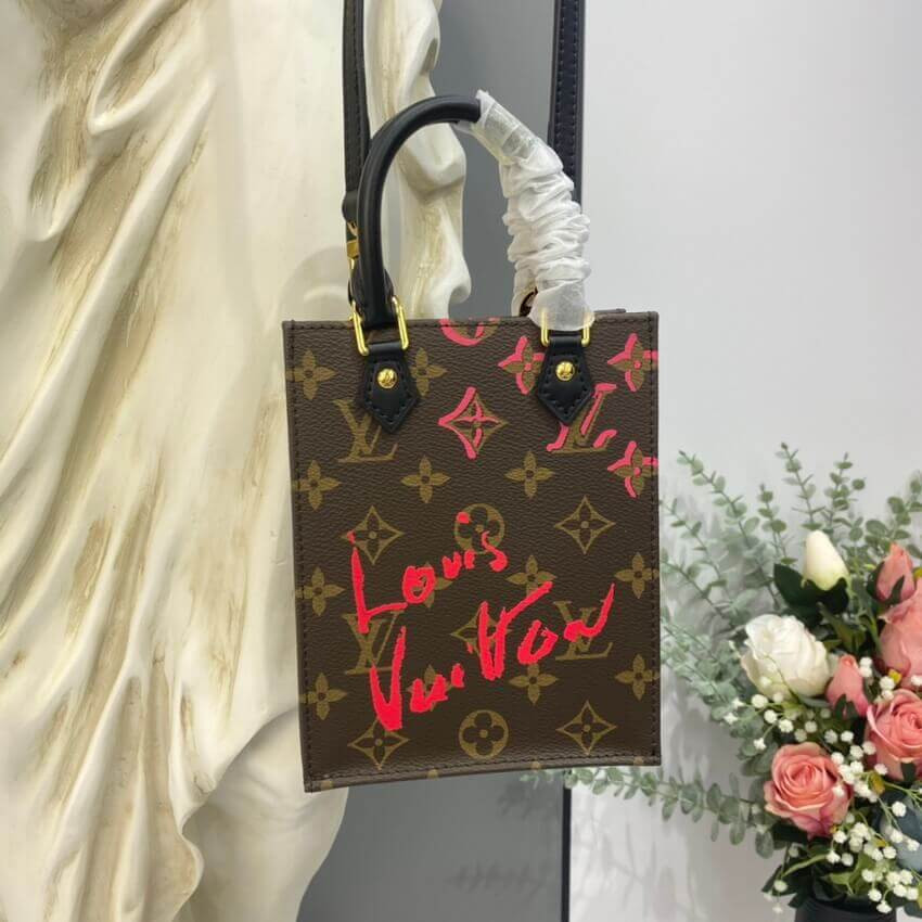 Louis Vuitton Signature Drawn Petit Sac Plat M80839