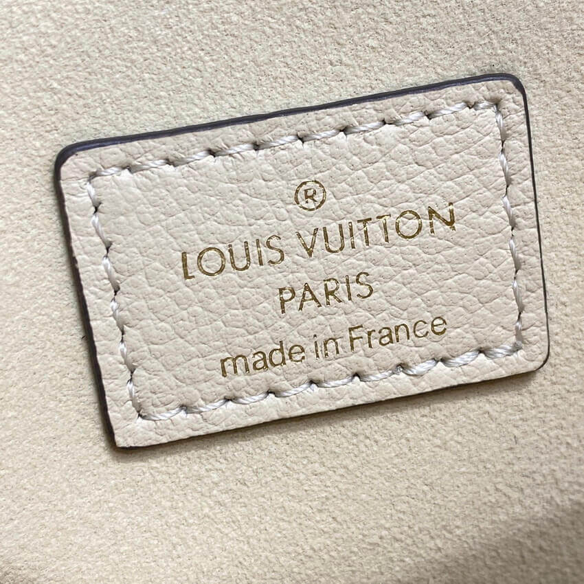 Louis Vuitton Pochette Metis M45596