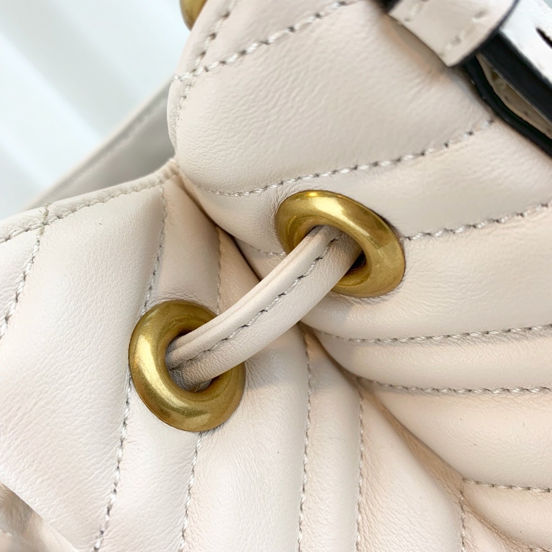 Gucci GG Marmont Quilted Leather Bucket Bag 476674