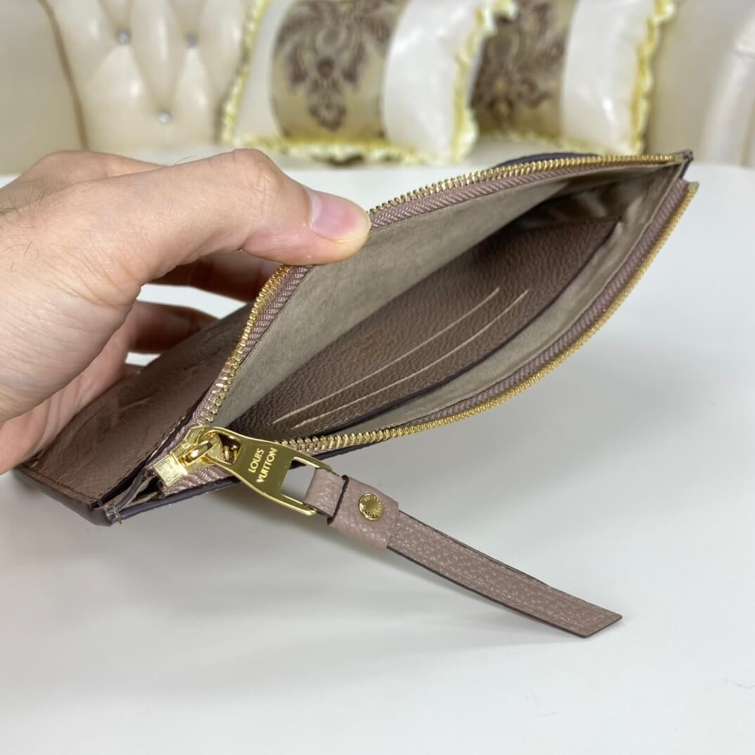 Louis Vuitton Pochette Melanie BB M68712