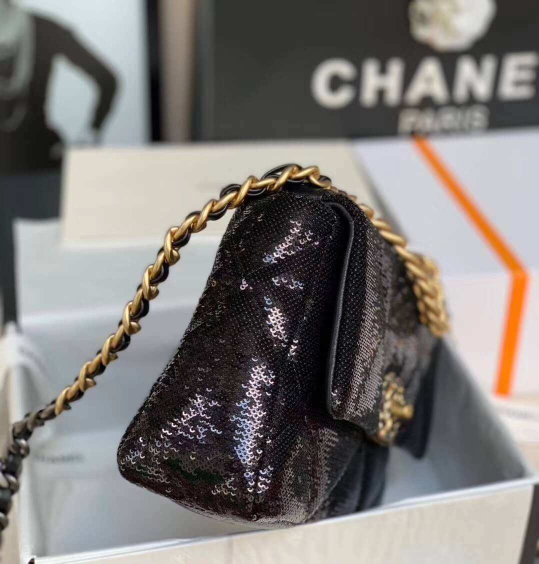 Chanel 19 Flap Bag in Tweed&Sequins  AS1160