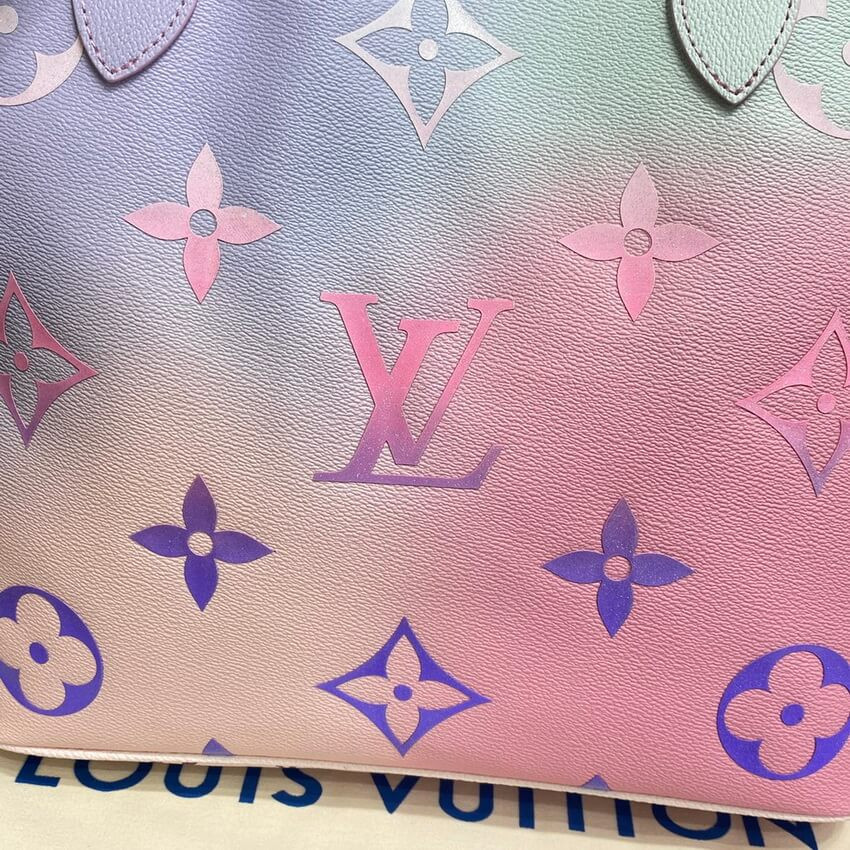 Louis Vuitton Neverfull MM M46077 Sunrise Pastel