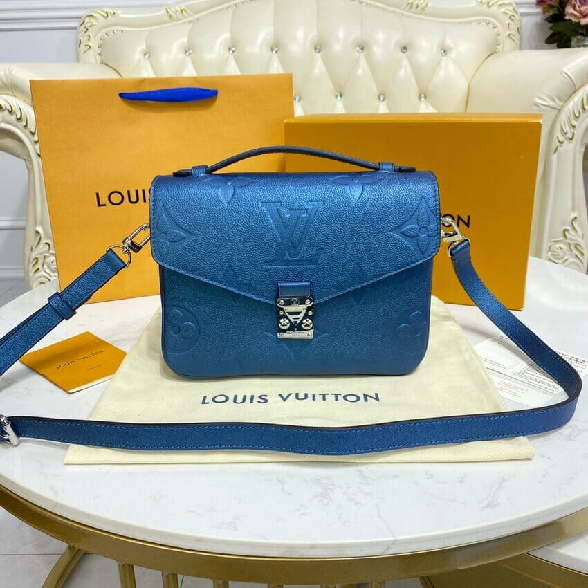 Louis Vuitton Pochette Metis M59211 Navy Nacre