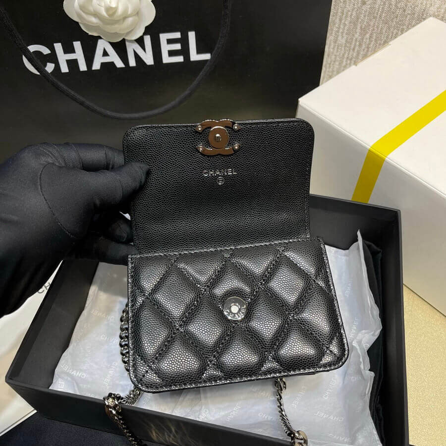 Chanel Enamel Handle Clutch with Chain in Grained Calfskin AP2758