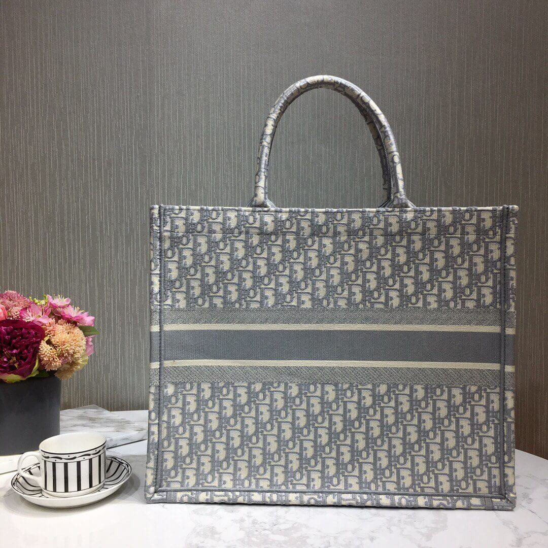 Christian Dior Book Tote Oblique M1286