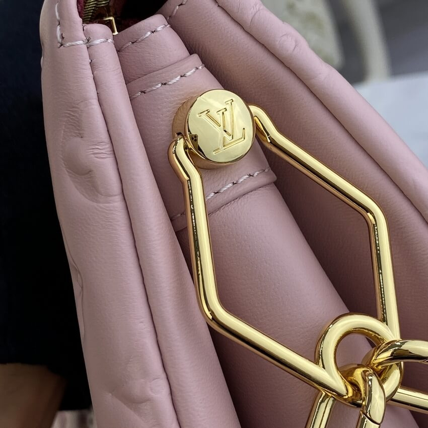 Louis Vuitton Coussin PM M59276 Pink