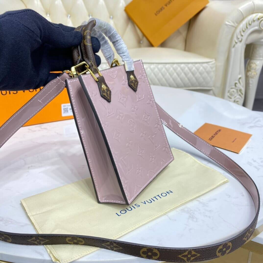 Louis Vuitton Petit Sac Plat M90564