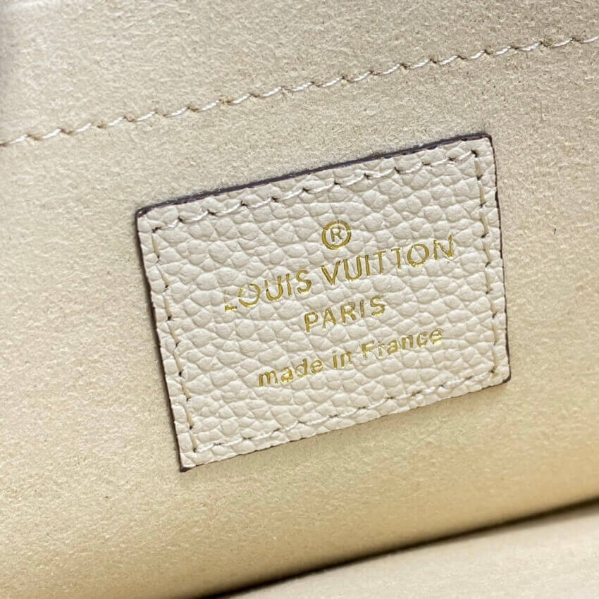 Louis Vuitton Daily Pouch M80174 Cream