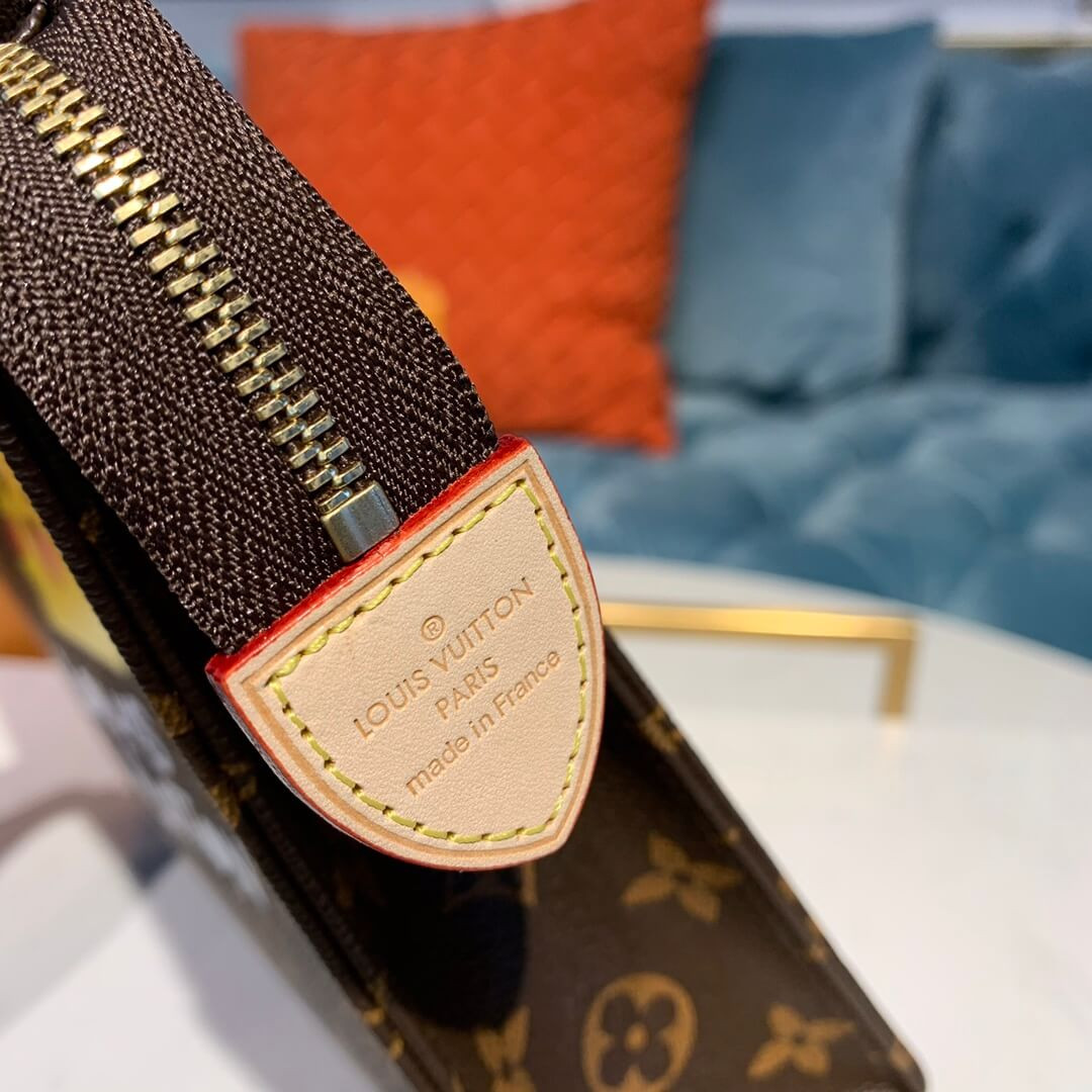 Louis Vuitton Pikachu Pochette Voyage M47542