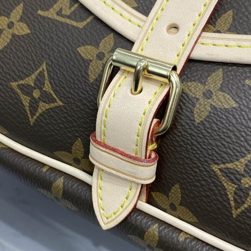 Louis Vuitton Monogram Canvas Saumur MM M40710