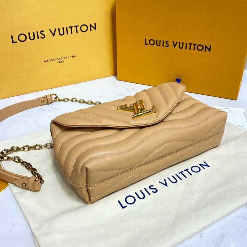 Louis Vuitton LV New Wave Chain Bag M59349 Arizona