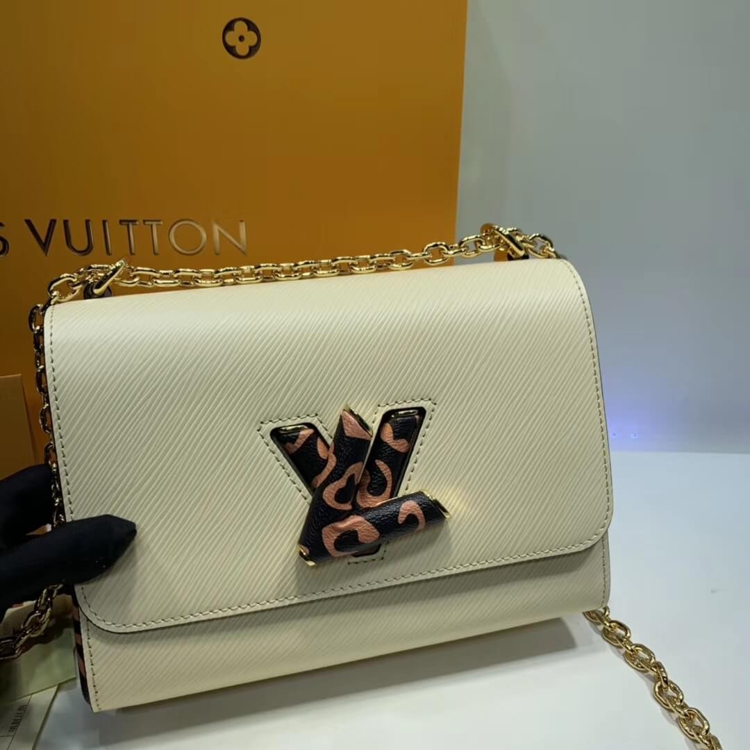 Louis Vuitton Epi Leather Twist MM M53928