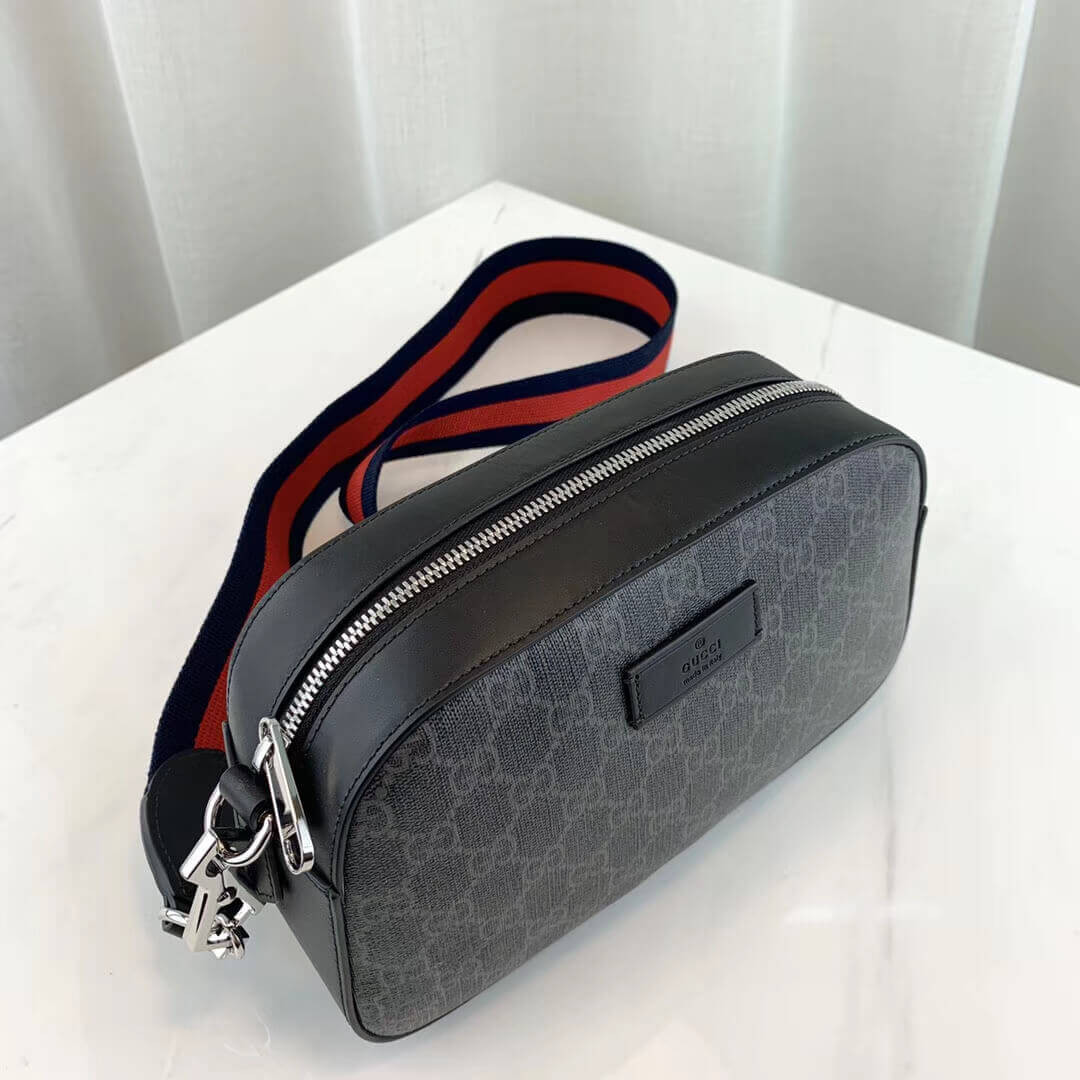 Gucci GG Supreme Messenger Bag 574886