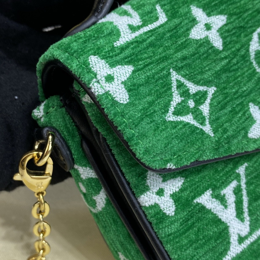 Louis Vuitton Monogram Jacquard Velvet Micro Metis M81494 Green