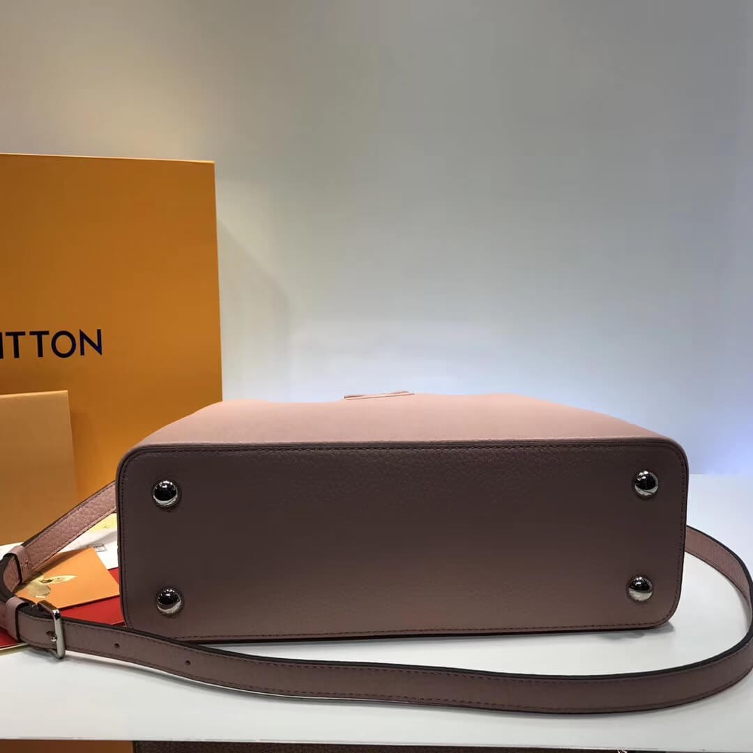 Louis Vuitton Taurillon Leather And Python Capucines BB N92039