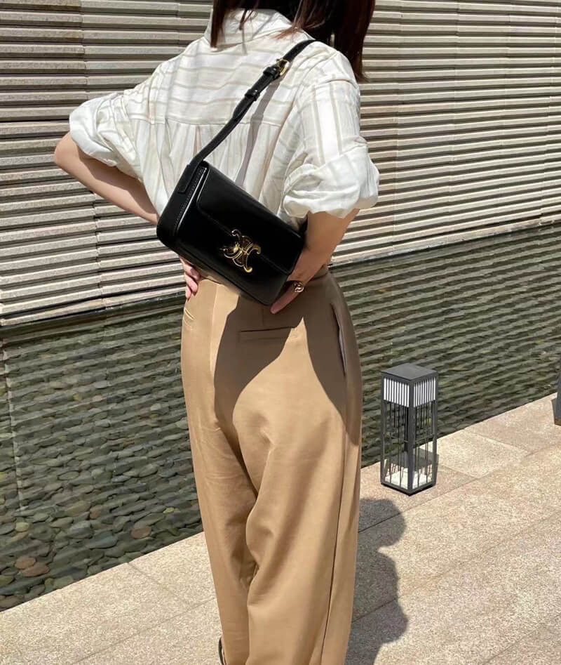 Celine Triomphe Shoulder Bag In Shiny Calfskin 194143 Black