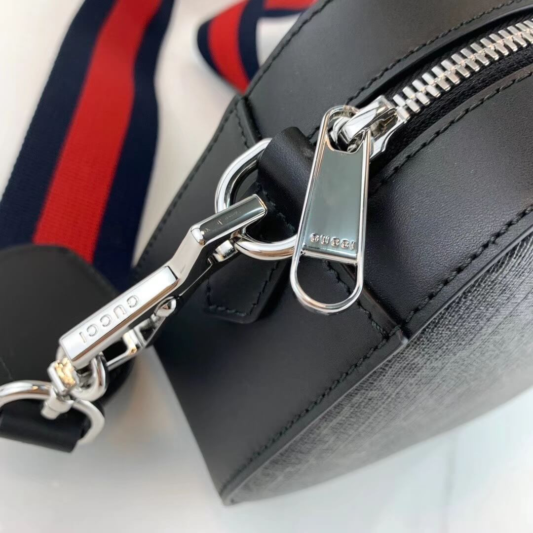 Gucci GG Supreme Messenger Bag 574886