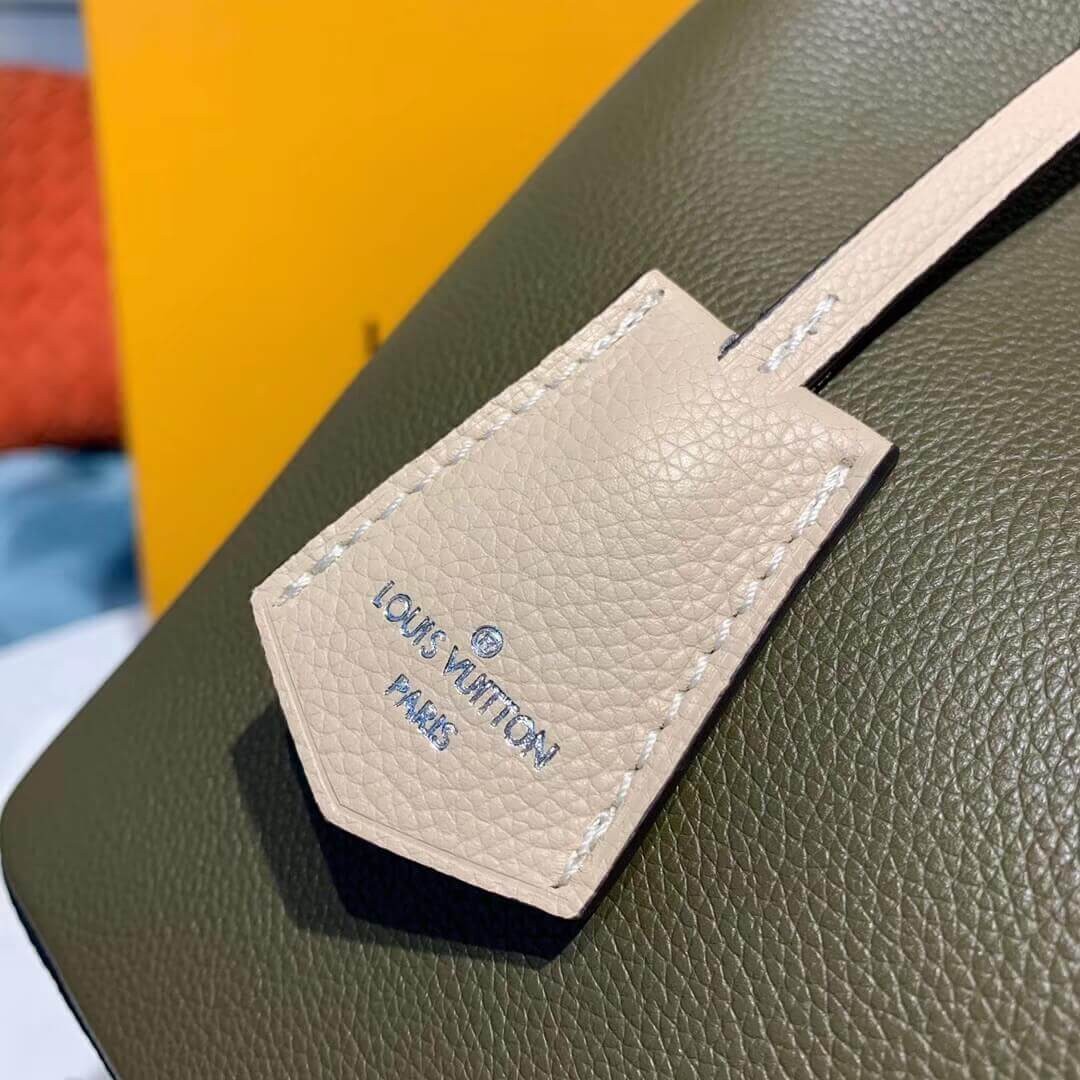 Louis Vuitton Calfskin Leather Lockme Bucket M55439