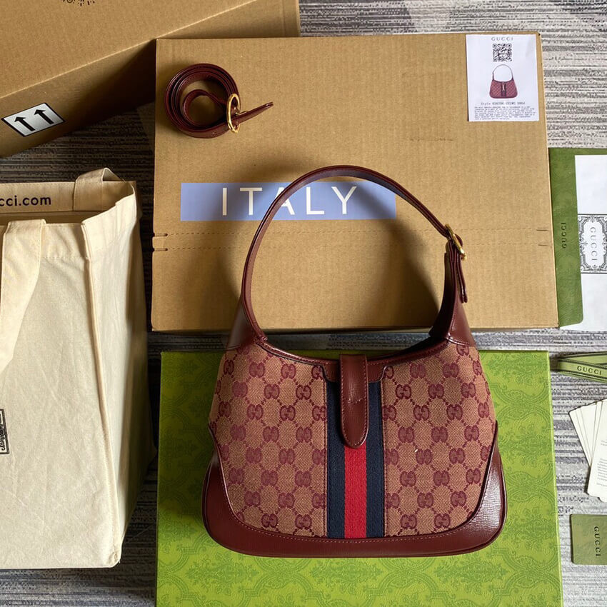 Gucci Jackie 1961 Small Shoulder Bag 636706 in Burgundy GG Canvas