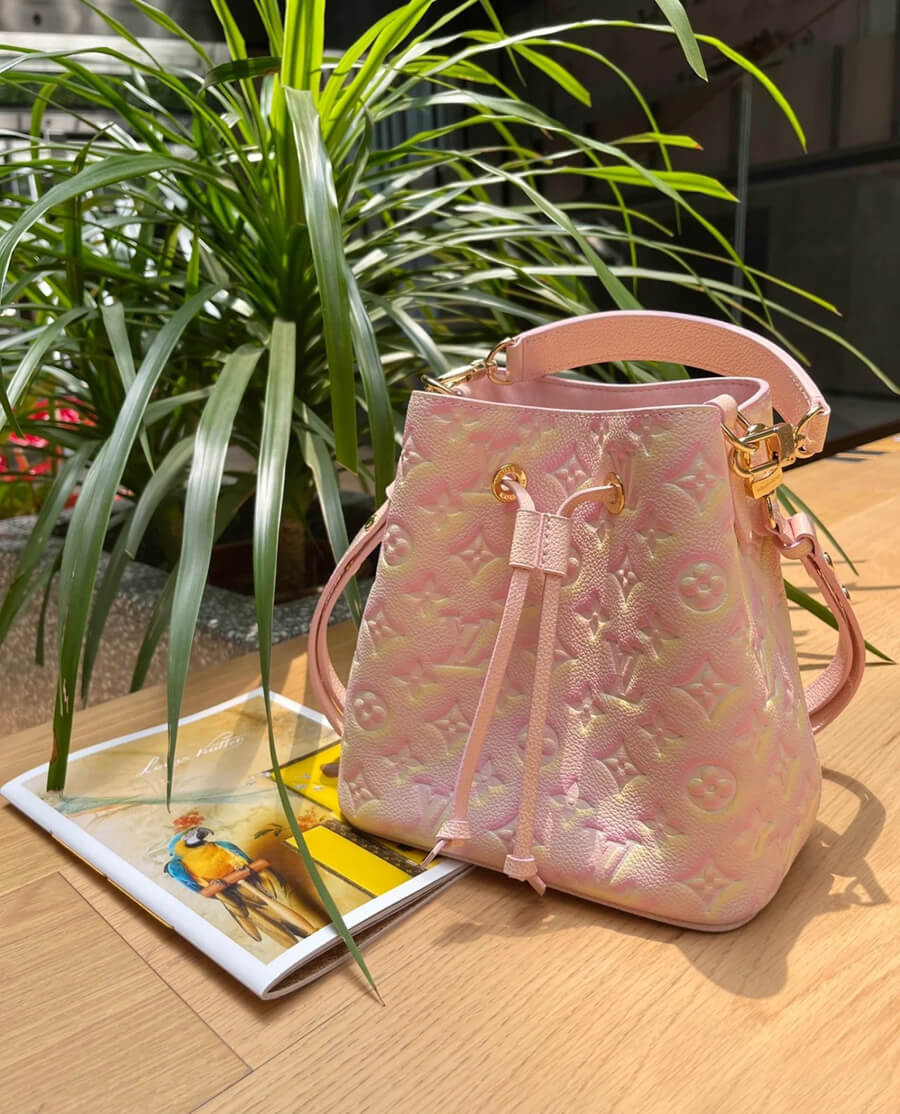 Louis Vuitton Neonoe BB M46174 Pink
