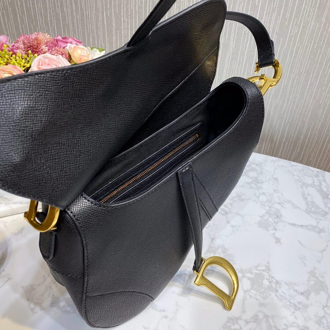 Christian Dior Saddle Bag in Grained Calfskin M0446