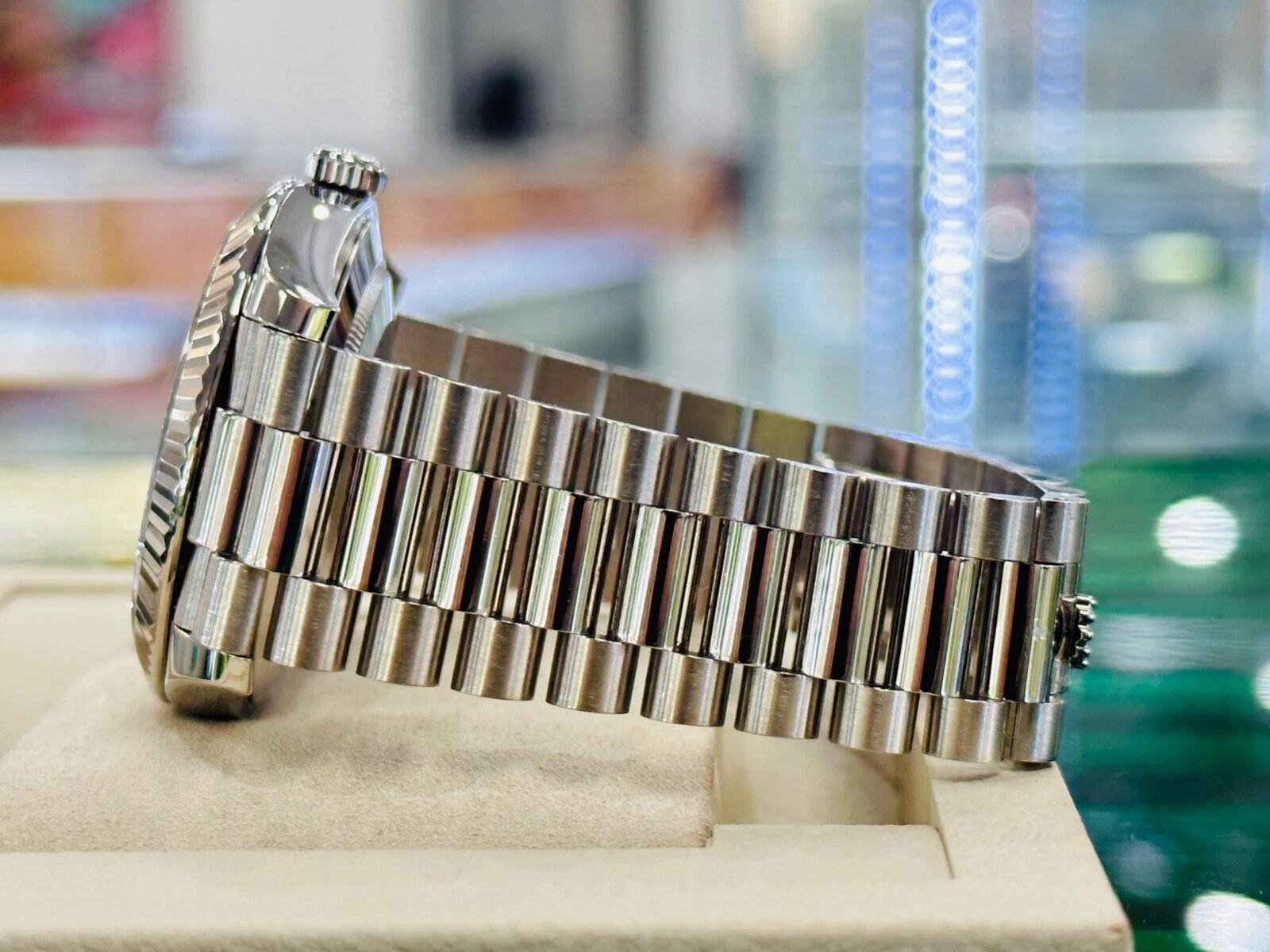 Rolex  Day-Date 40mm 228236-0003 Black Dial