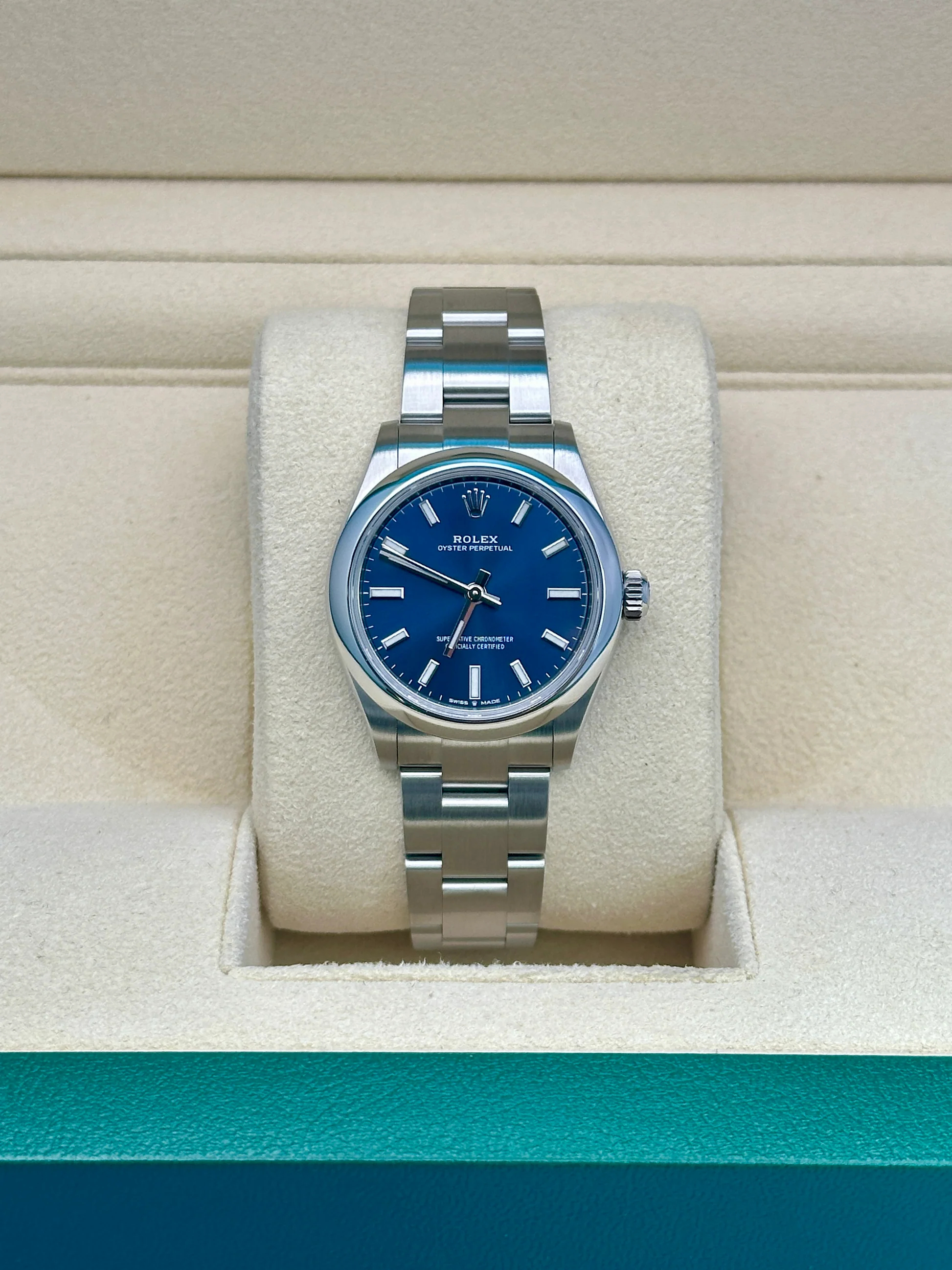 Rolex Oyster Perpetual 28mm 276200-0011 Green Dial Oyster Bracelet Watch